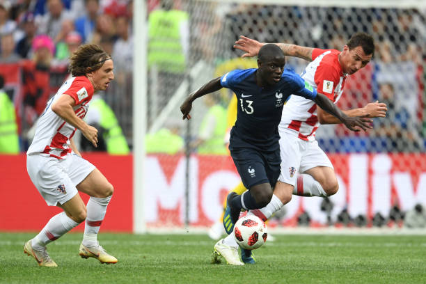 當時輿論普 當時輿論普